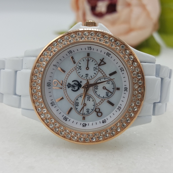 ✔️Premier Designs Rose Gold & White Watch - Picture 5 of 8